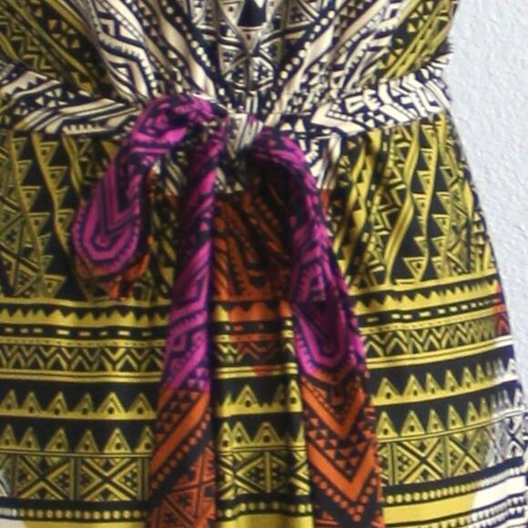 ECI GEOMETRIC DESIGN MAXI DRESS V NECK BEADED SIZE 8 YELLOW PINK ORANGE & BLACK - Picture 10 of 11